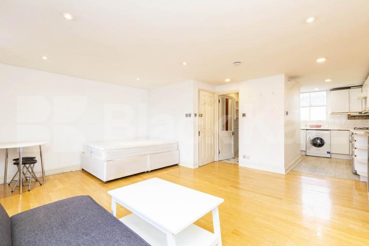Spacious Studio located in a vibrant area of Islington on Upper Street Upper Street , Highbury & Islington 